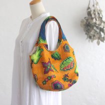 【送料無料】インドの刺し子布 カンタ刺繍トートバッグ